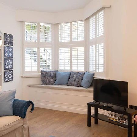Stylish Apartment Close To The Sea Brighton Екстериор снимка