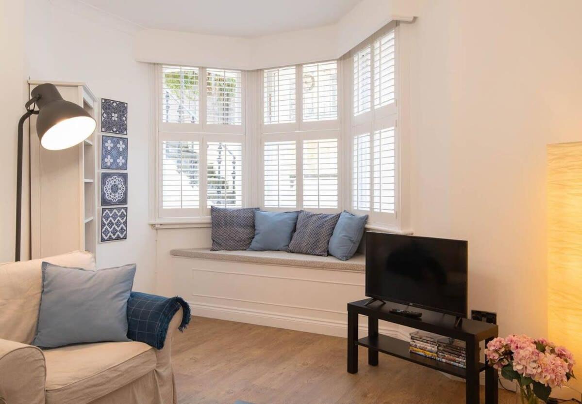 Stylish Apartment Close To The Sea Brighton Екстериор снимка