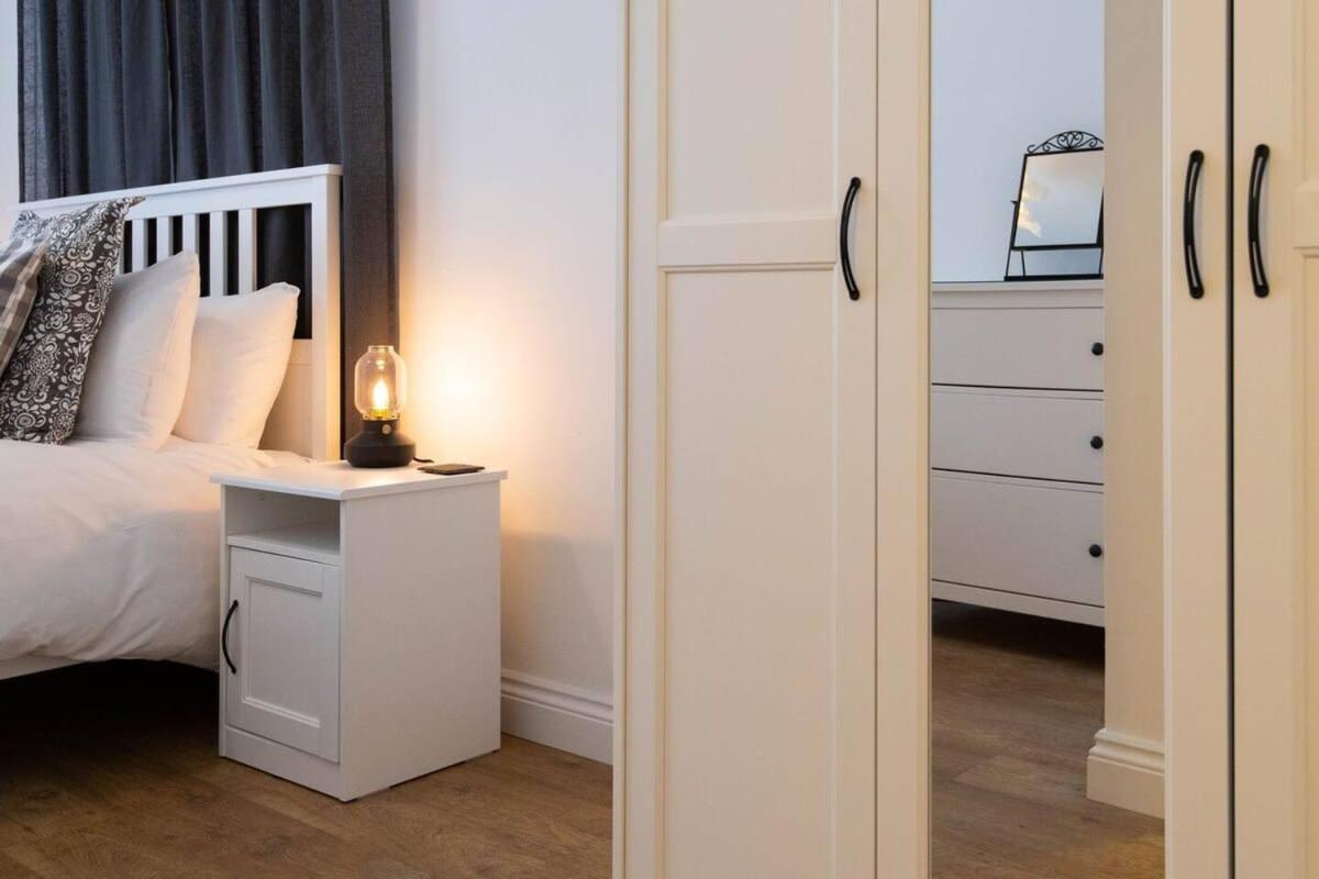 Stylish Apartment Close To The Sea Brighton Екстериор снимка