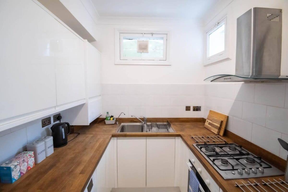 Stylish Apartment Close To The Sea Brighton Екстериор снимка